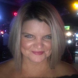 Meet your Posher, Becky